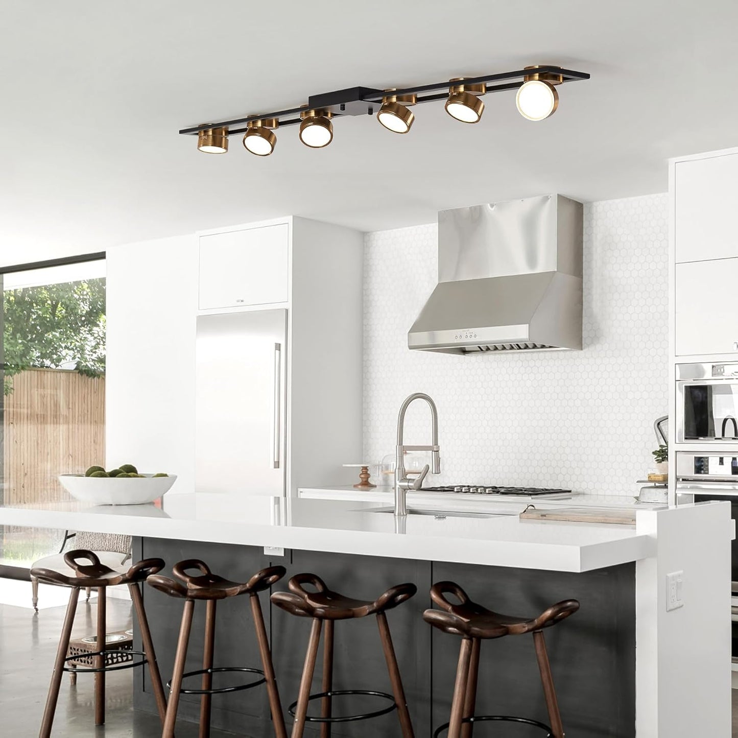6-Light Ceiling Track Fixture with Remote